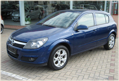 Rent an Opel Astra